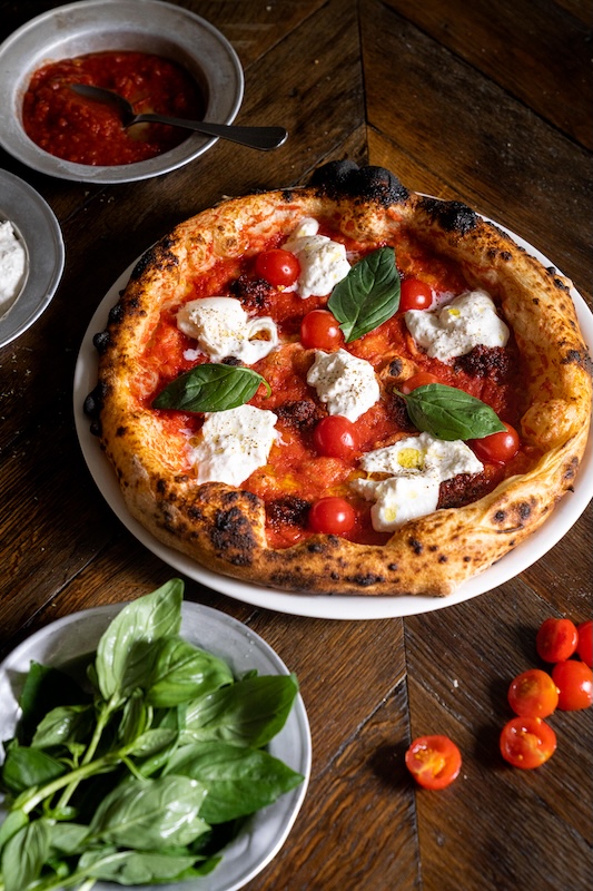 recette de Pizza bufala et tomates