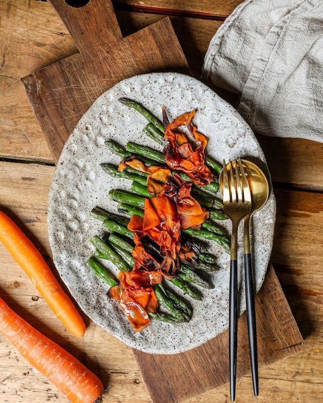 recette de Carrot bacon et asperges grillées
