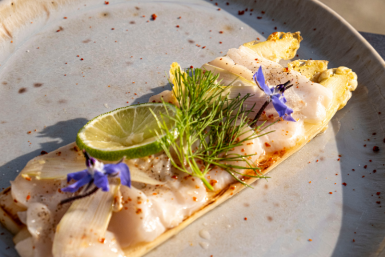 Asperges blanches et Saint-Jacques