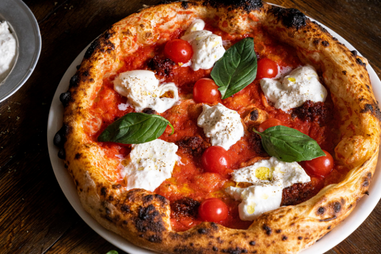 Pizza bufala et tomates