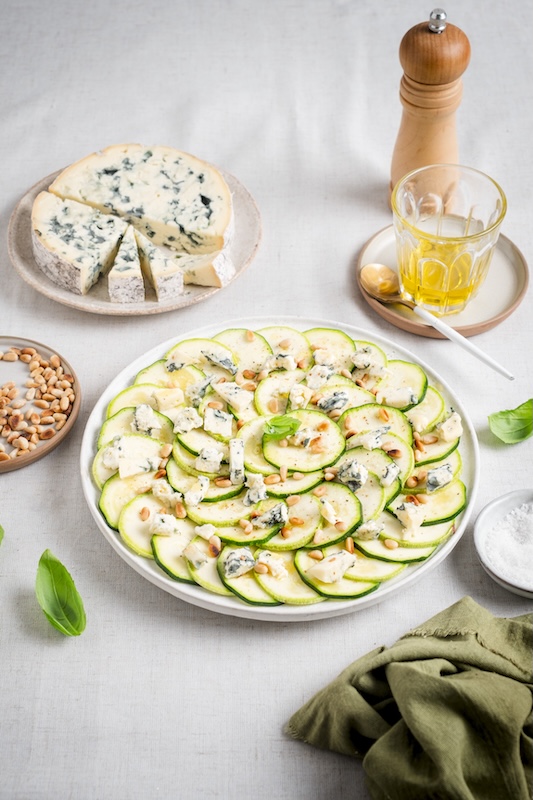 recette de Carpaccio de courgette à la Fourme d’Ambert