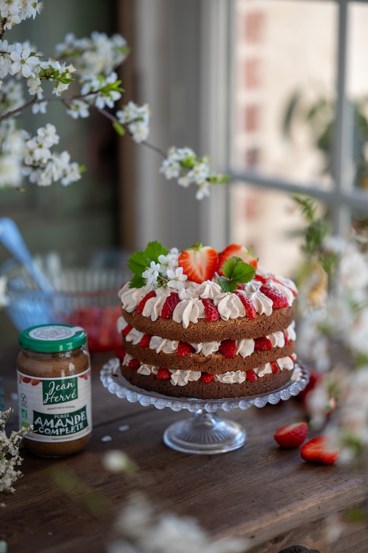 recette de Fraisier aérien à la purée d’amande