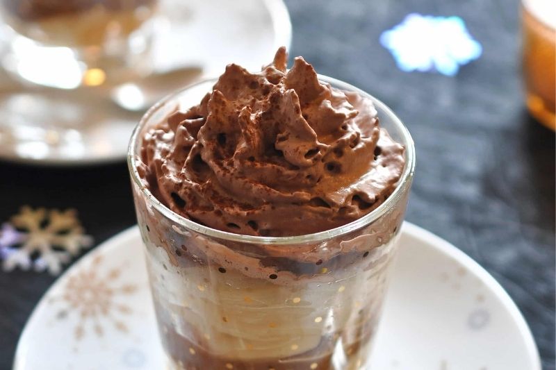 Dame blanche à la poire