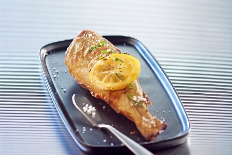 Merlan frit et citronné