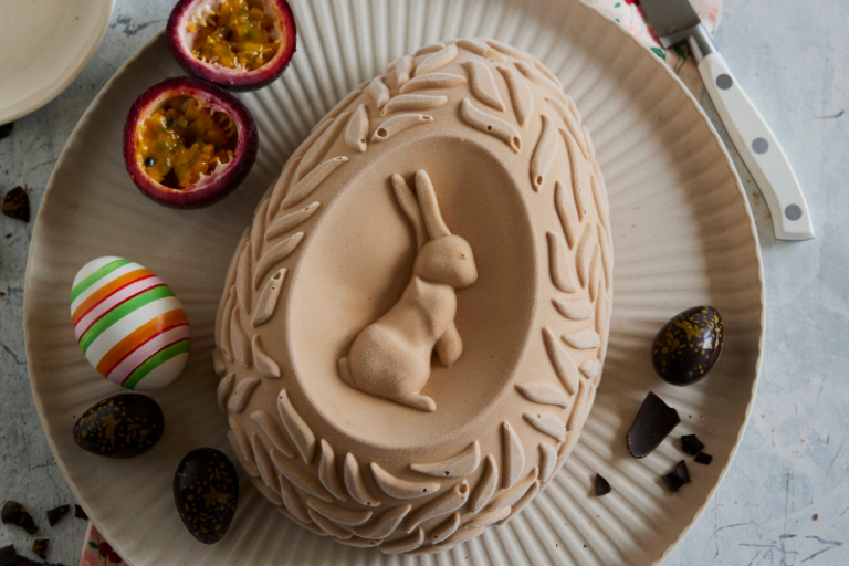 oeuf glacé au chocolat et fruit