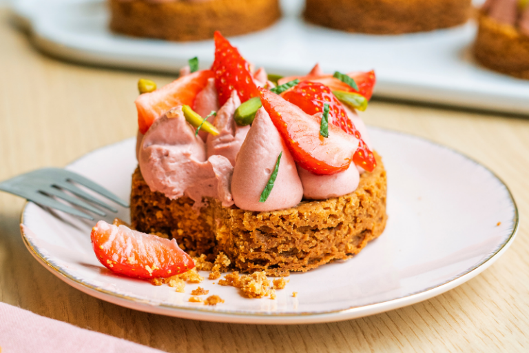 Sablés à la fraise pointe de basilic