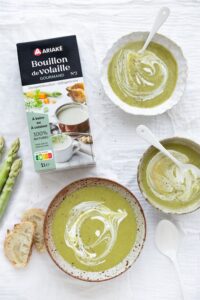 recette de Crème d’asperges vertes glacée