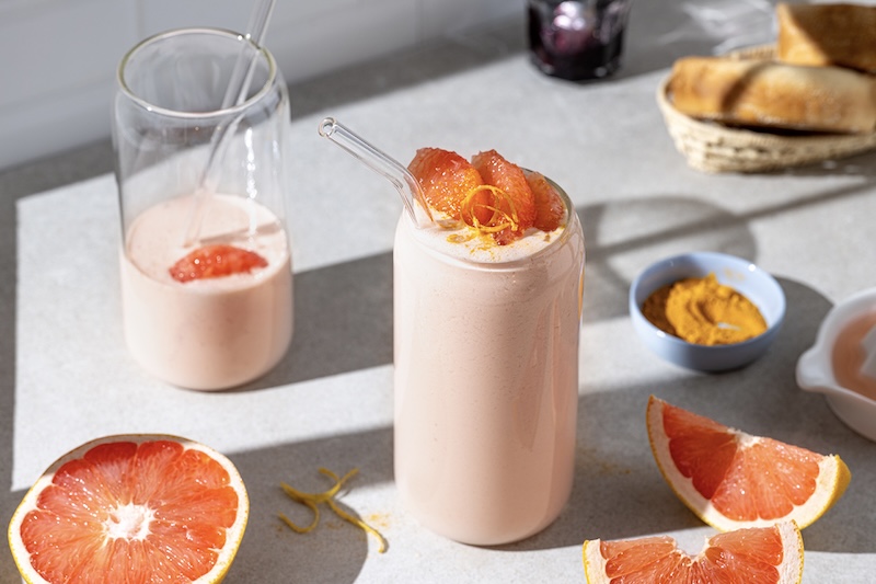 Smoothie au pamplemousse rose