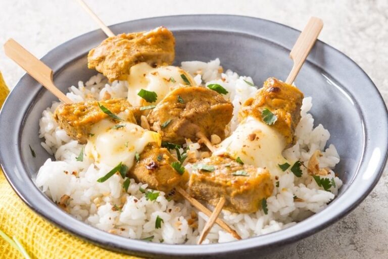 Brochettes de porc et Reblochon