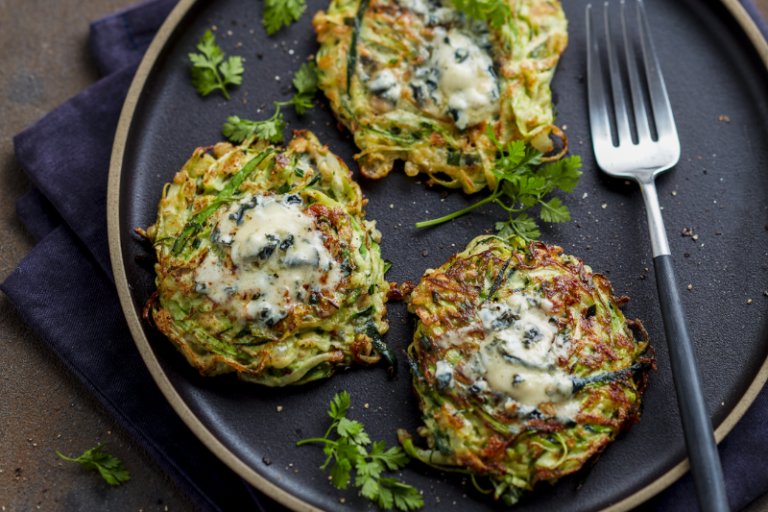 Galettes de courgettes avoine et bleu