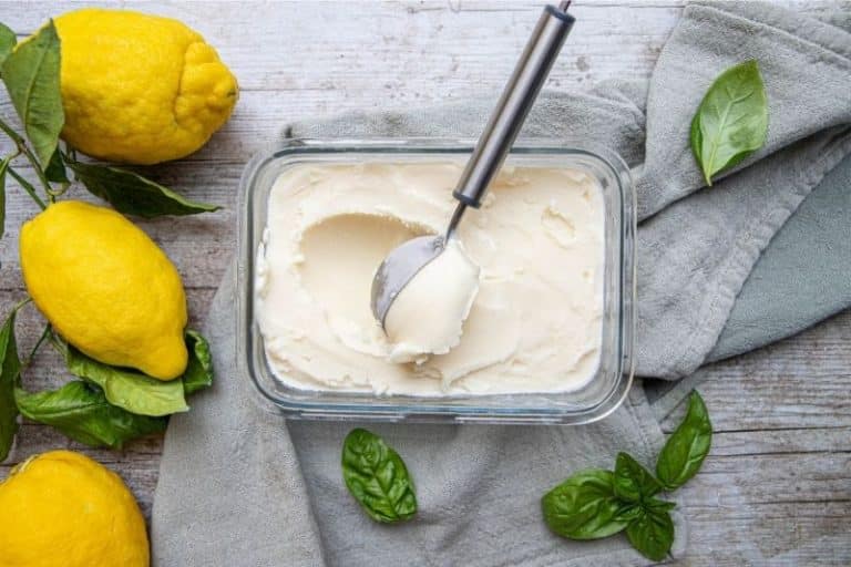 Glace au citron à la gomme d’acacia