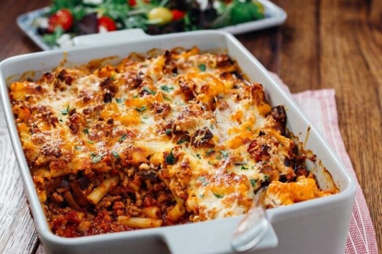 Gratin de macaronis à l’agneau et aubergine