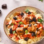 Boulettes de porc mijotées aux pruneaux