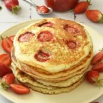 Pancakes aux fraises et compotée maison
