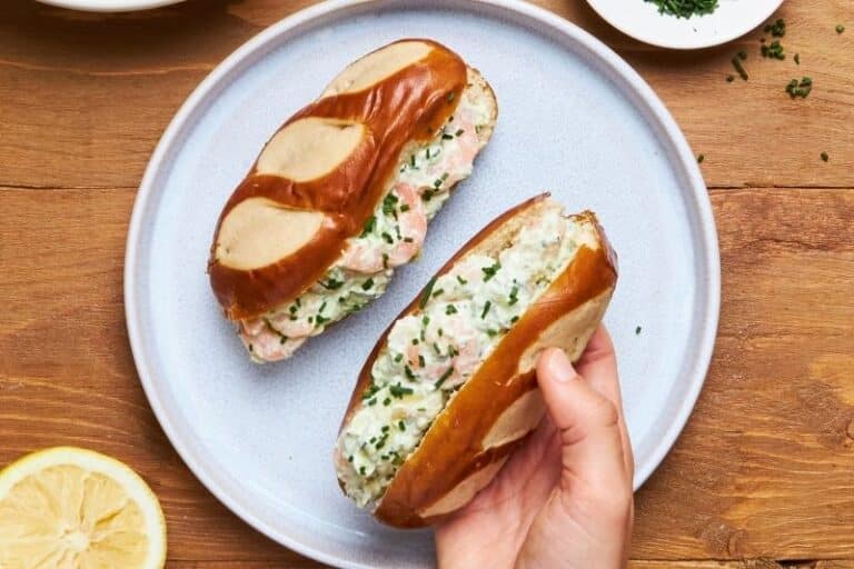 Sandwich crevettes et avocat