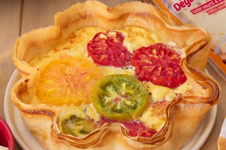 Tarte aux tomates multicolores au fromage