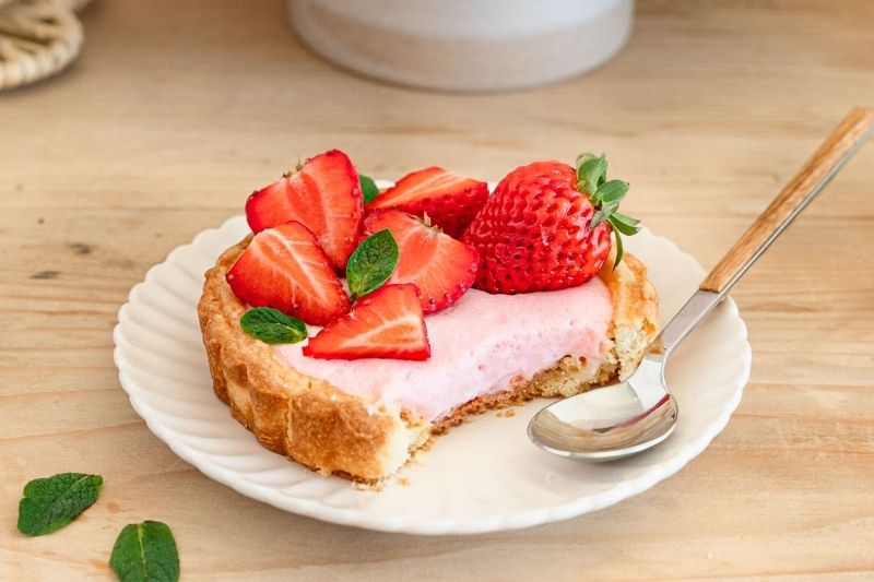 Tartelettes au yaourt mixé à la fraise
