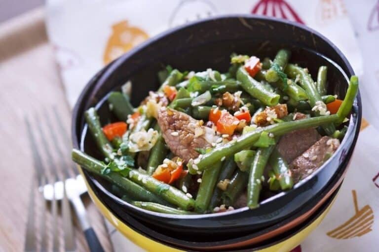 Wok de haricots verts et agneau