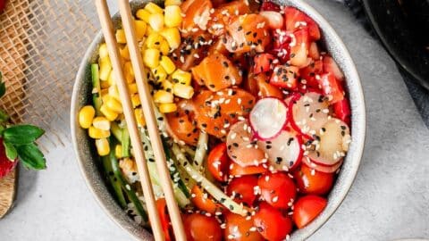 Buddha bowl estival à la truite