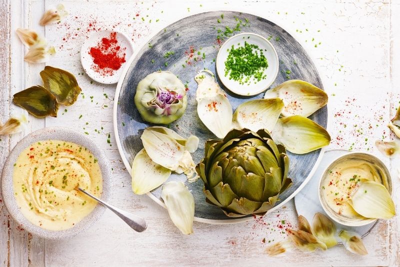 Artichaut vinaigrette au Comté