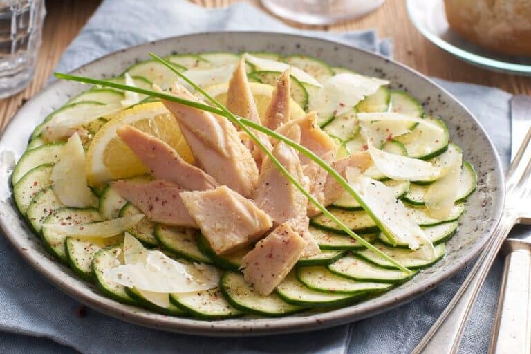 Carpaccio de courgettes au thon blanc