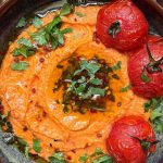 Houmous aux tomates et poivrons grillés