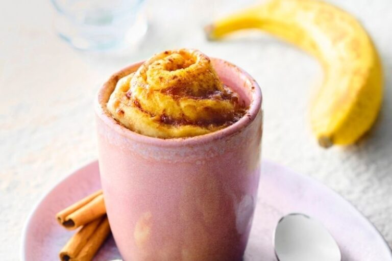 Banana cinnamon rolls mugcake