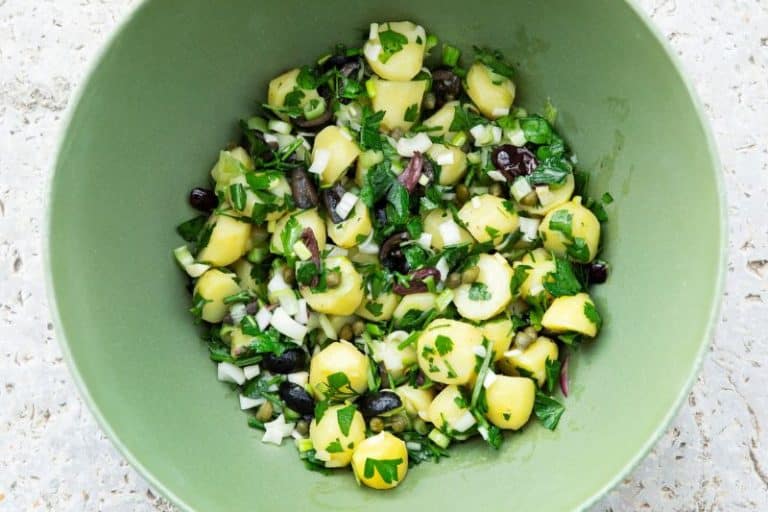 Salade de pommes de terre aux herbes