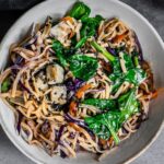 Wok de nouilles et légumes