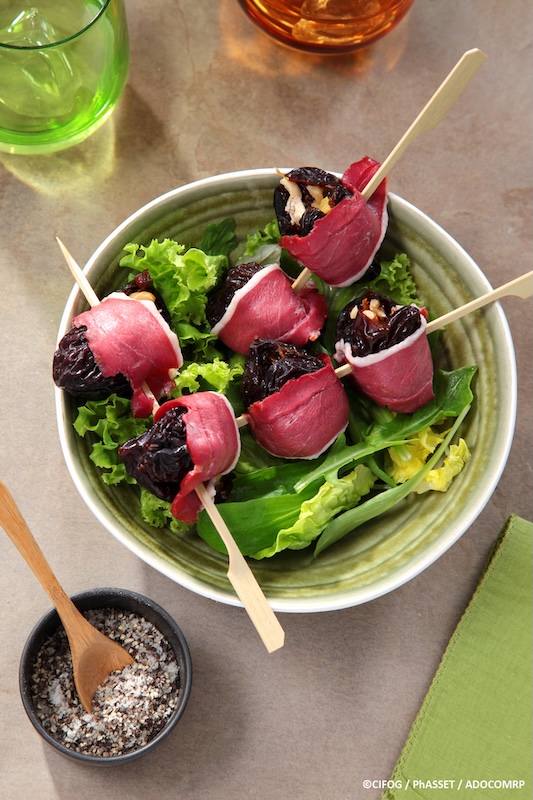 recette de Brochettes de pruneaux farcis et magret