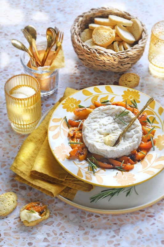 recette de Saint-Félicien aux abricots caramélisés