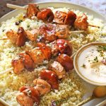 Brochettes de poulet aux abricots