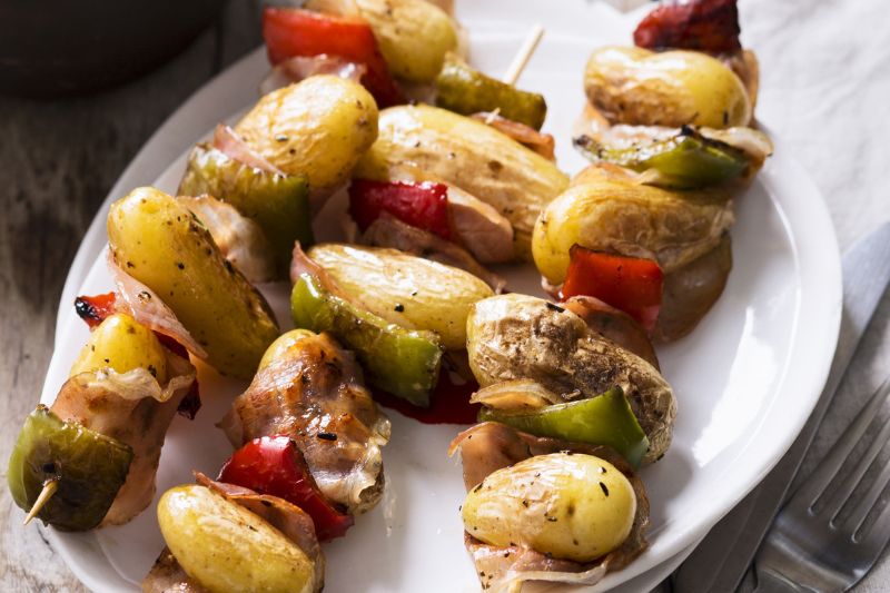 Brochettes de pomme de terre poivron