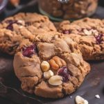 Cookies aux cacahuètes et framboises