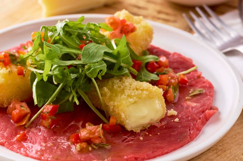 Carpaccio aux croquettes de Reblochon