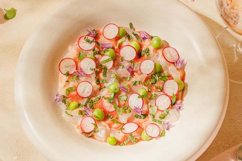 Crudo de daurade aux framboises