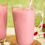 Milkshake pêche-cerise