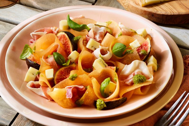 Salade de tagliatelles de melon et Morbier