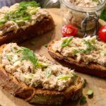 Toasts de rillettes de maquereau