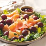 Salade pyrénéenne à la truite fumée