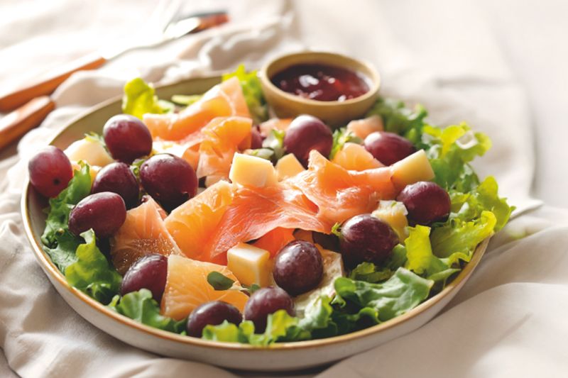 Salade pyrénéenne à la truite fumée