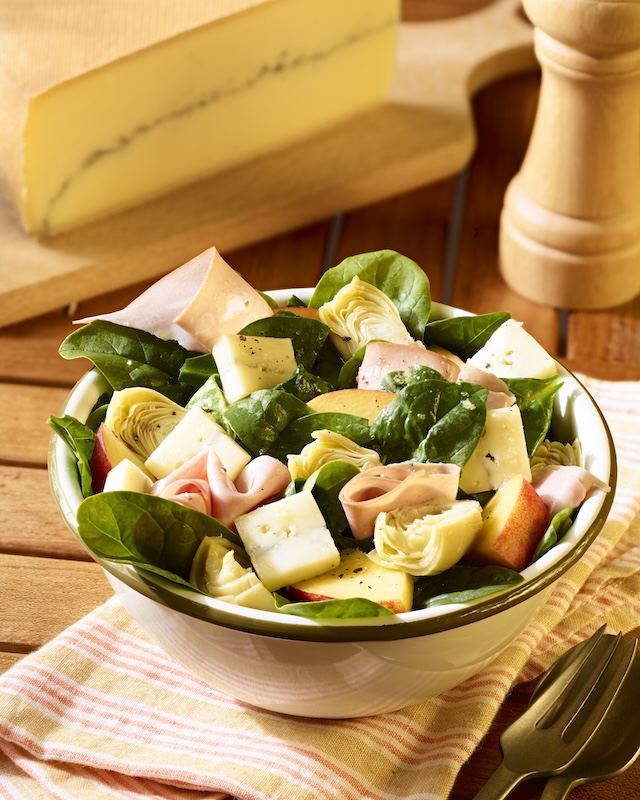 recette de Salade de pêche mortadelle et Morbier