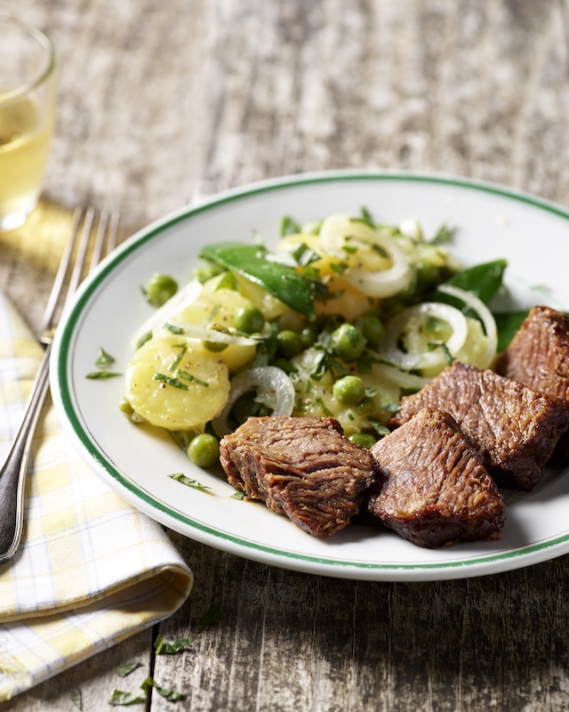 recette de salade de pommes de terre aux travers
