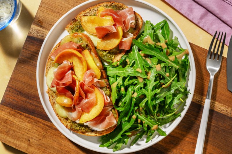 Bruschetta aux nectarines grillées