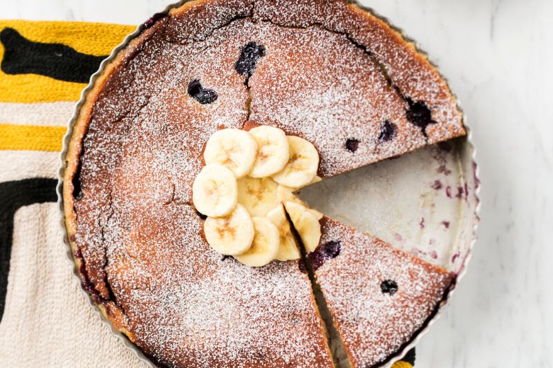 Clafoutis au lait de coco à la banane