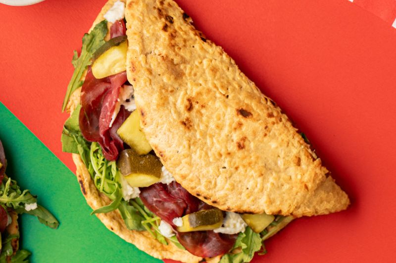 Quesadillas aux pickles de courgettes au curry