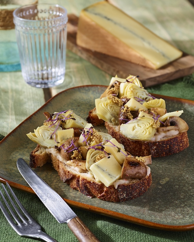 recette de Tartines de haricots blancs et Morbier