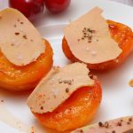 Abricots rôtis au foie gras
