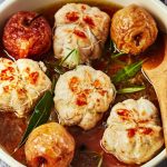 Paupiettes de lapin mijotées aux pommes