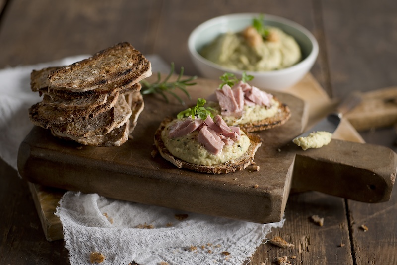 recette de Crostini au thon et pois chiches